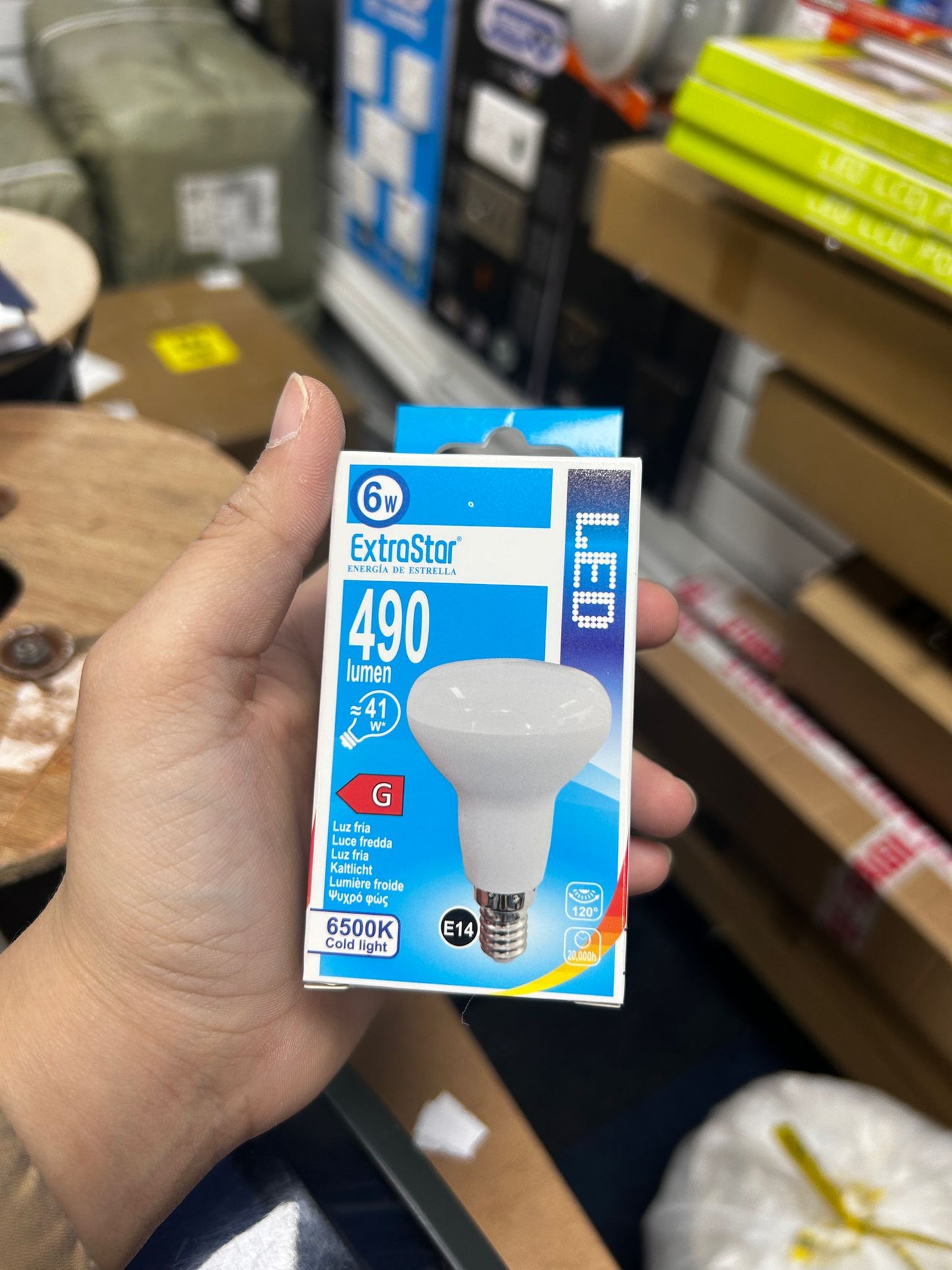 LED Bulb 6W 490 Lumen 6500K Cold Light