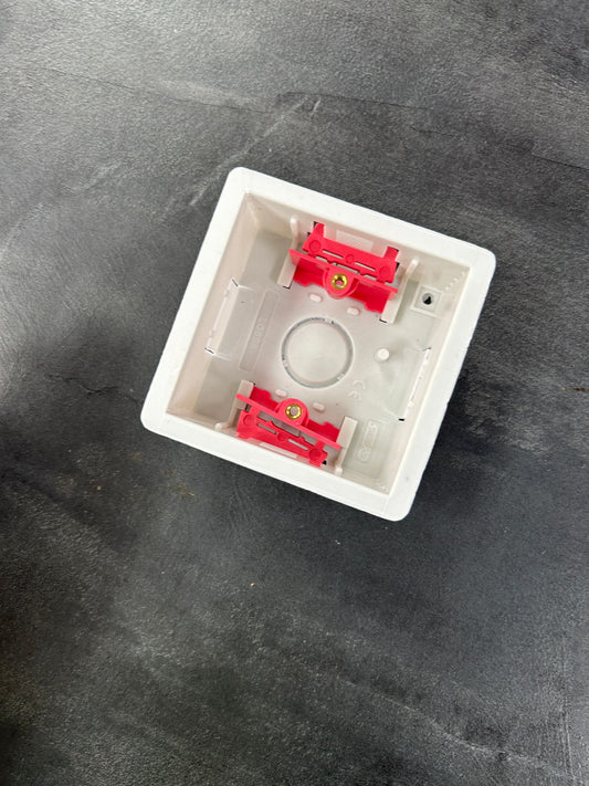 Plastic 1G Box 47mm